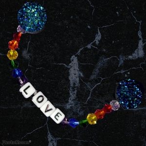 LOVE Pride Shoe Chain
